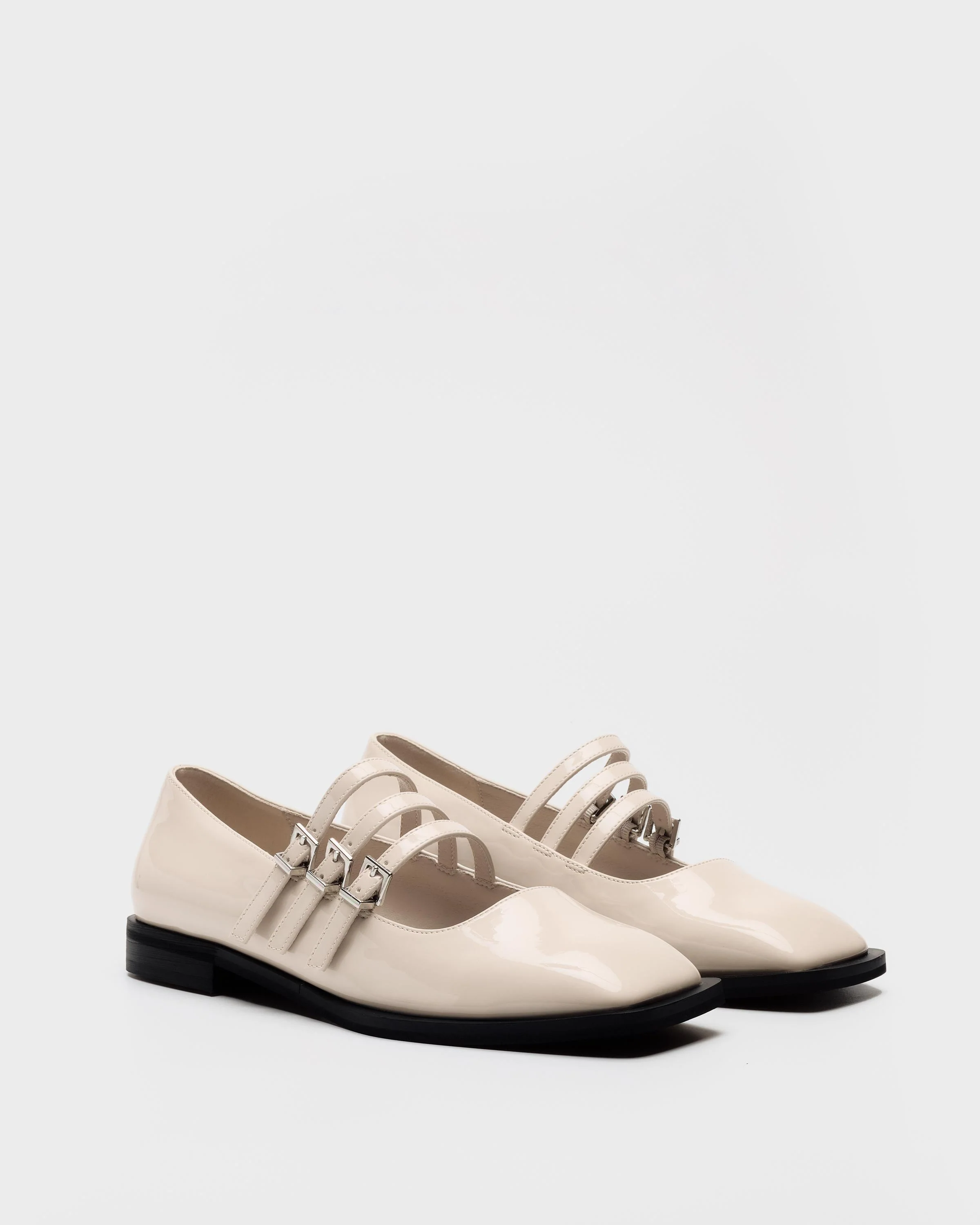 Emily Off White - Image 6