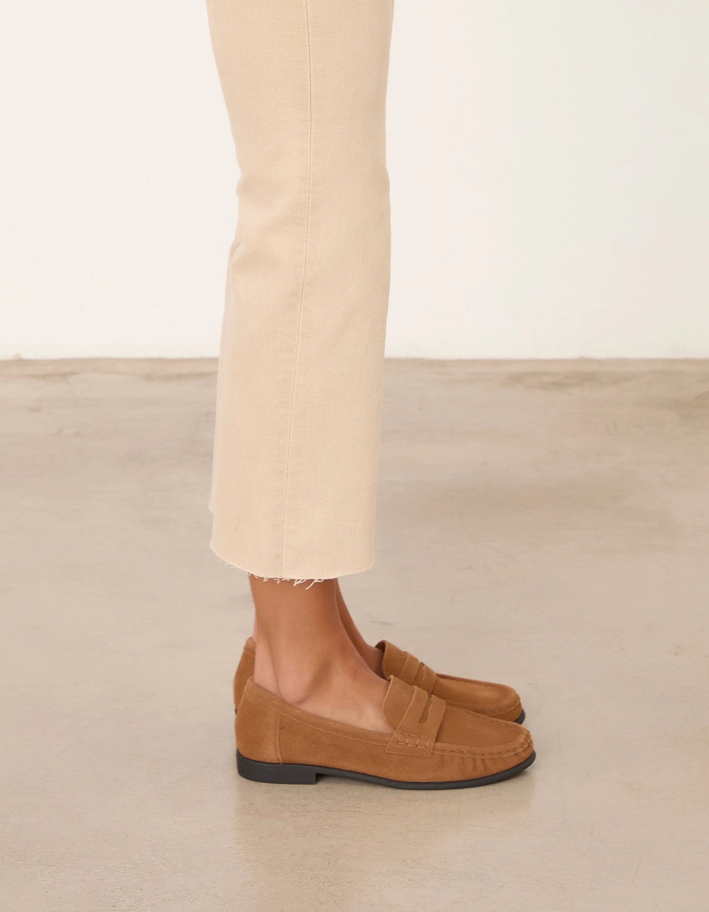 HARRY CAMEL - Image 4