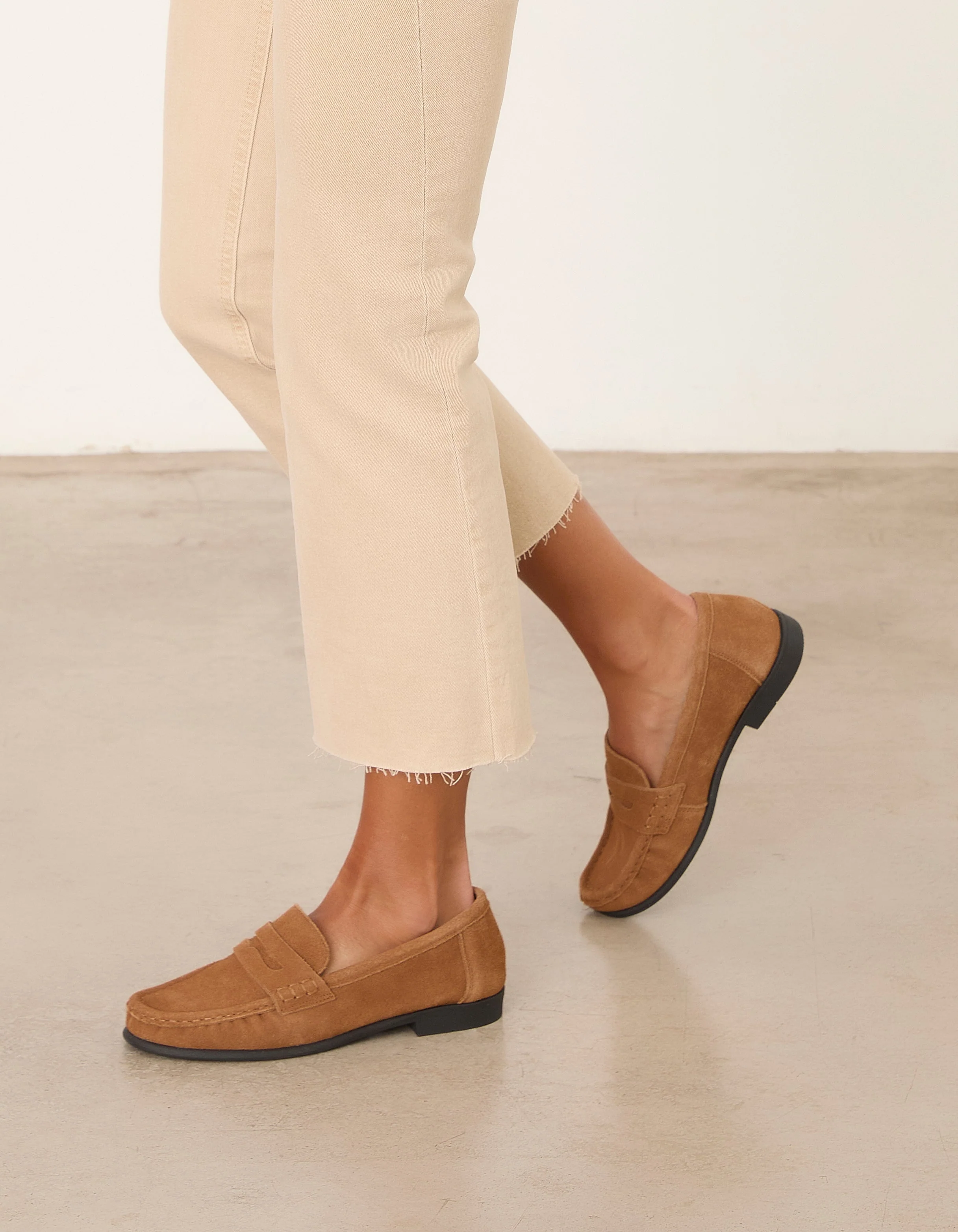 HARRY CAMEL - Image 6