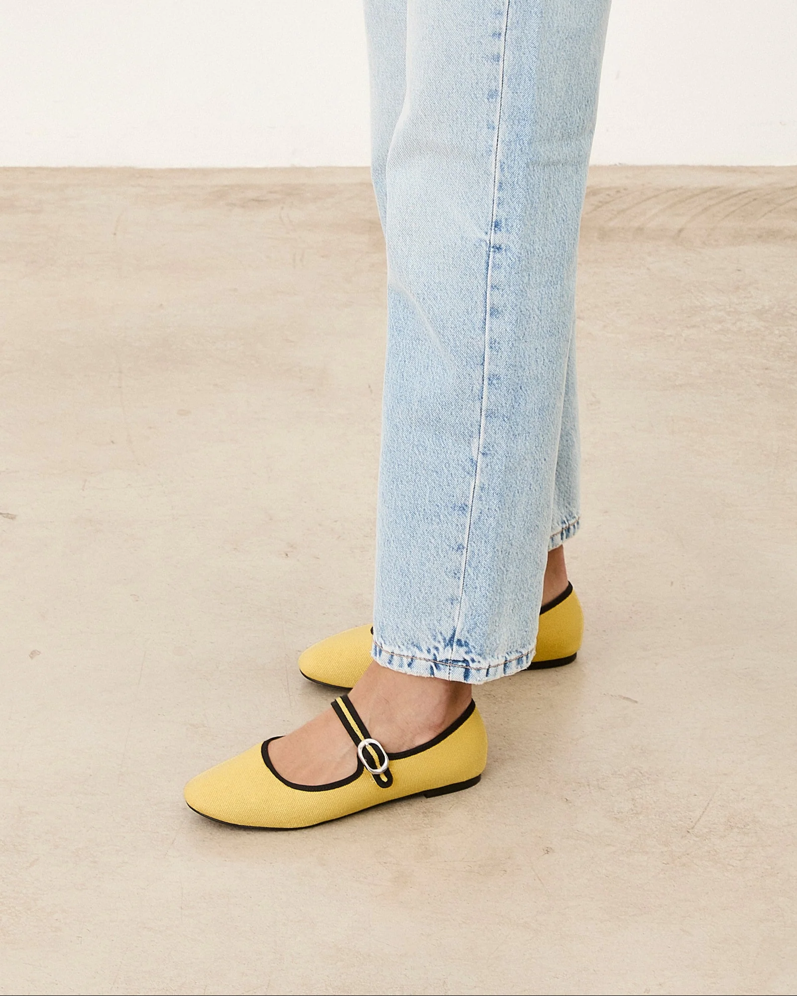 LIBE AMARILLO - Image 6
