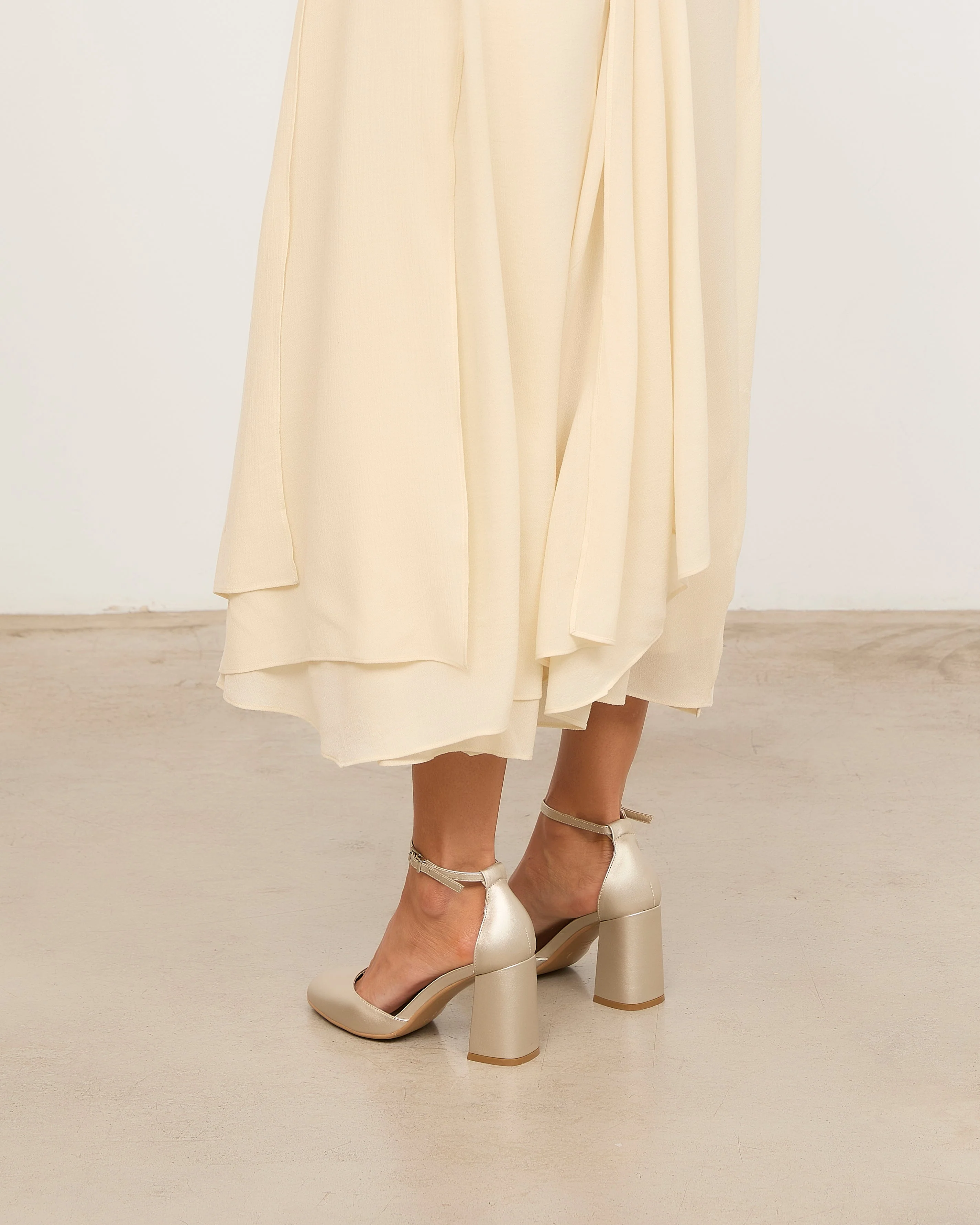 LU CHAMPAN - Image 3