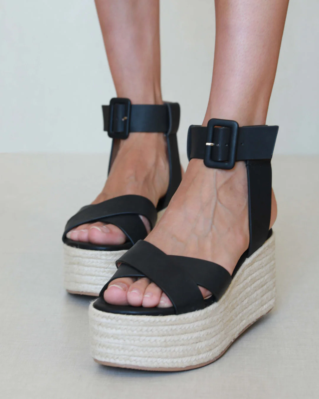 Minerva Negro - Image 4