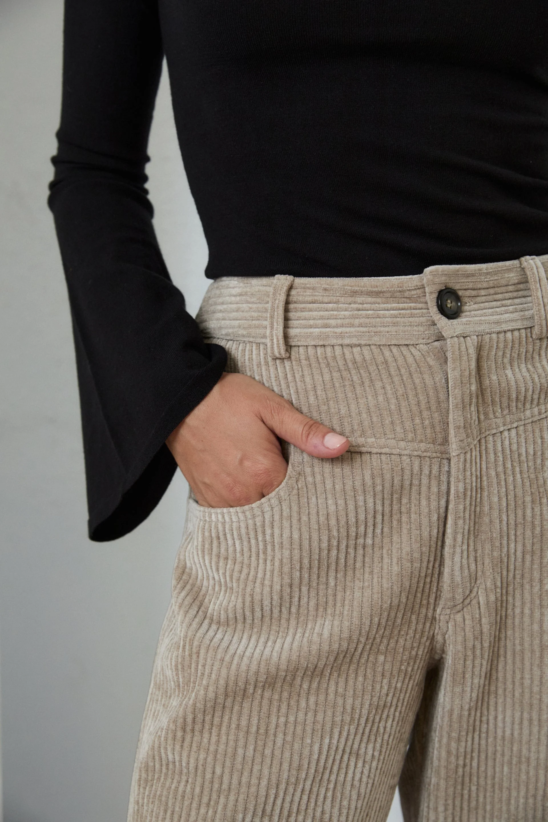 PANTALÓN WEST BEIGE - Image 5